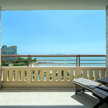 Centara Grand Mirage Beach Resort Pattaya-2
