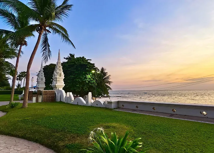 The Heritage Pattaya Beachfront Resort